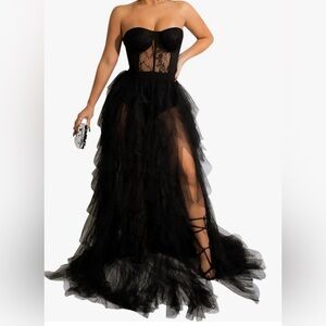 Aria corset top maxi tulle dress size small